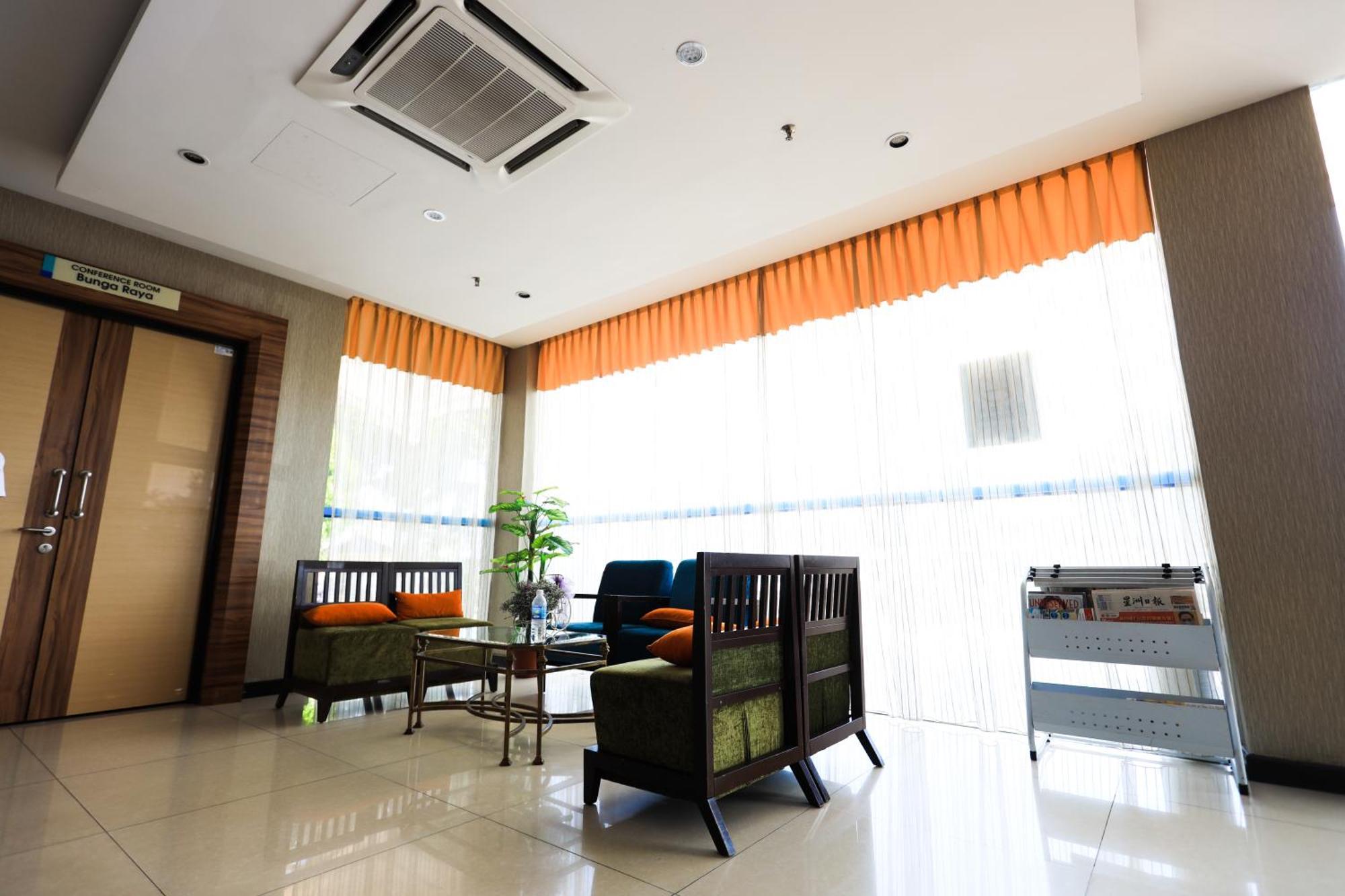 Paradise Spa Hotel Петалинг Джая Екстериор снимка