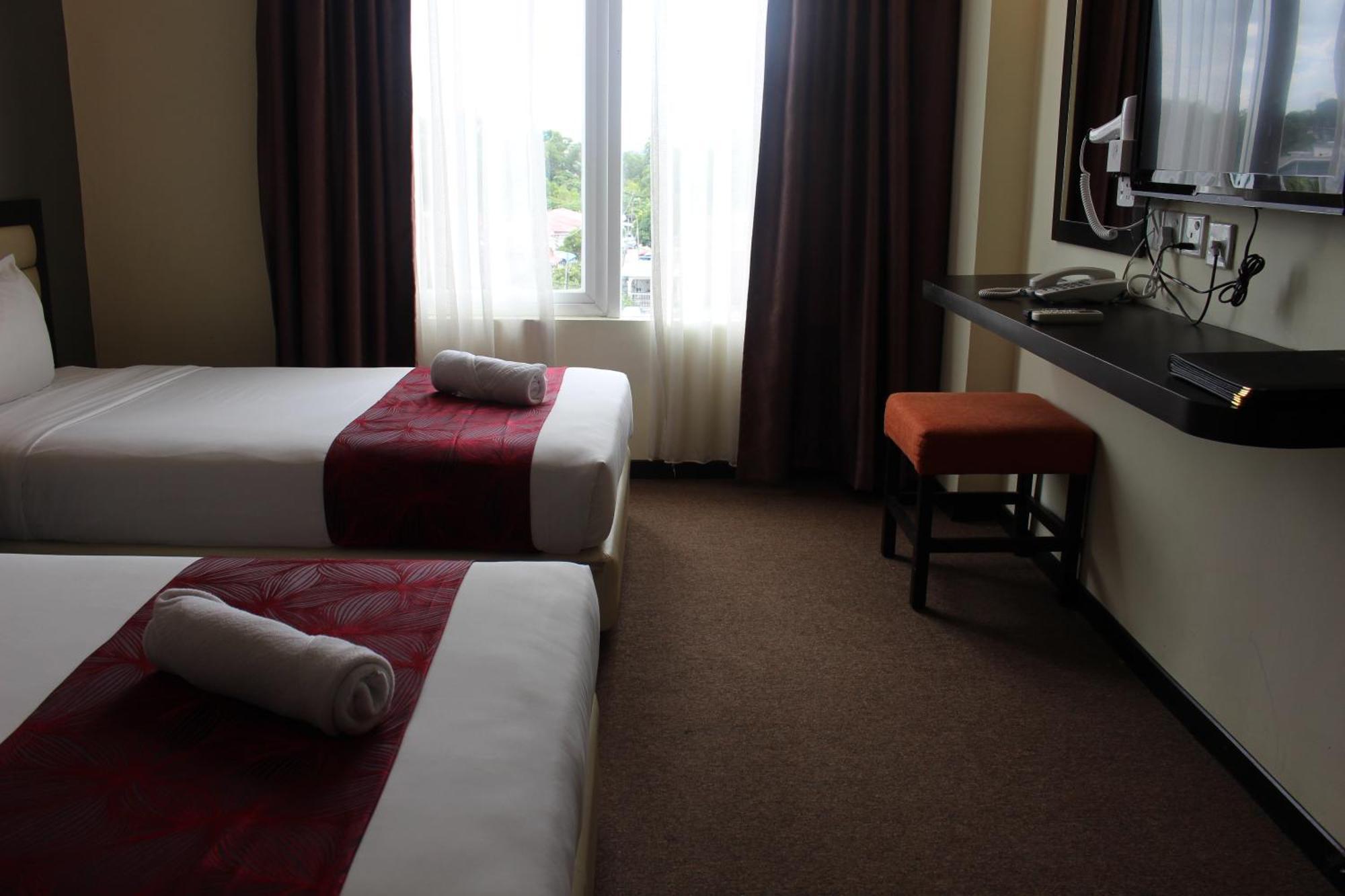 Paradise Spa Hotel Петалинг Джая Екстериор снимка