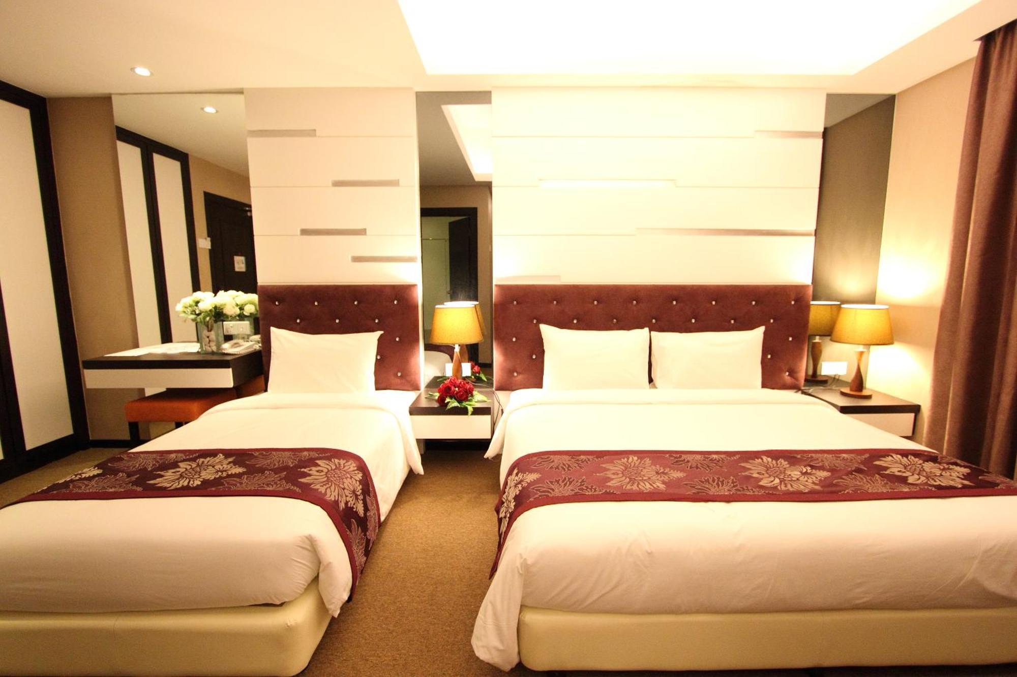 Paradise Spa Hotel Петалинг Джая Екстериор снимка