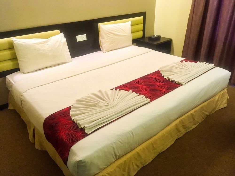 Paradise Spa Hotel Петалинг Джая Екстериор снимка